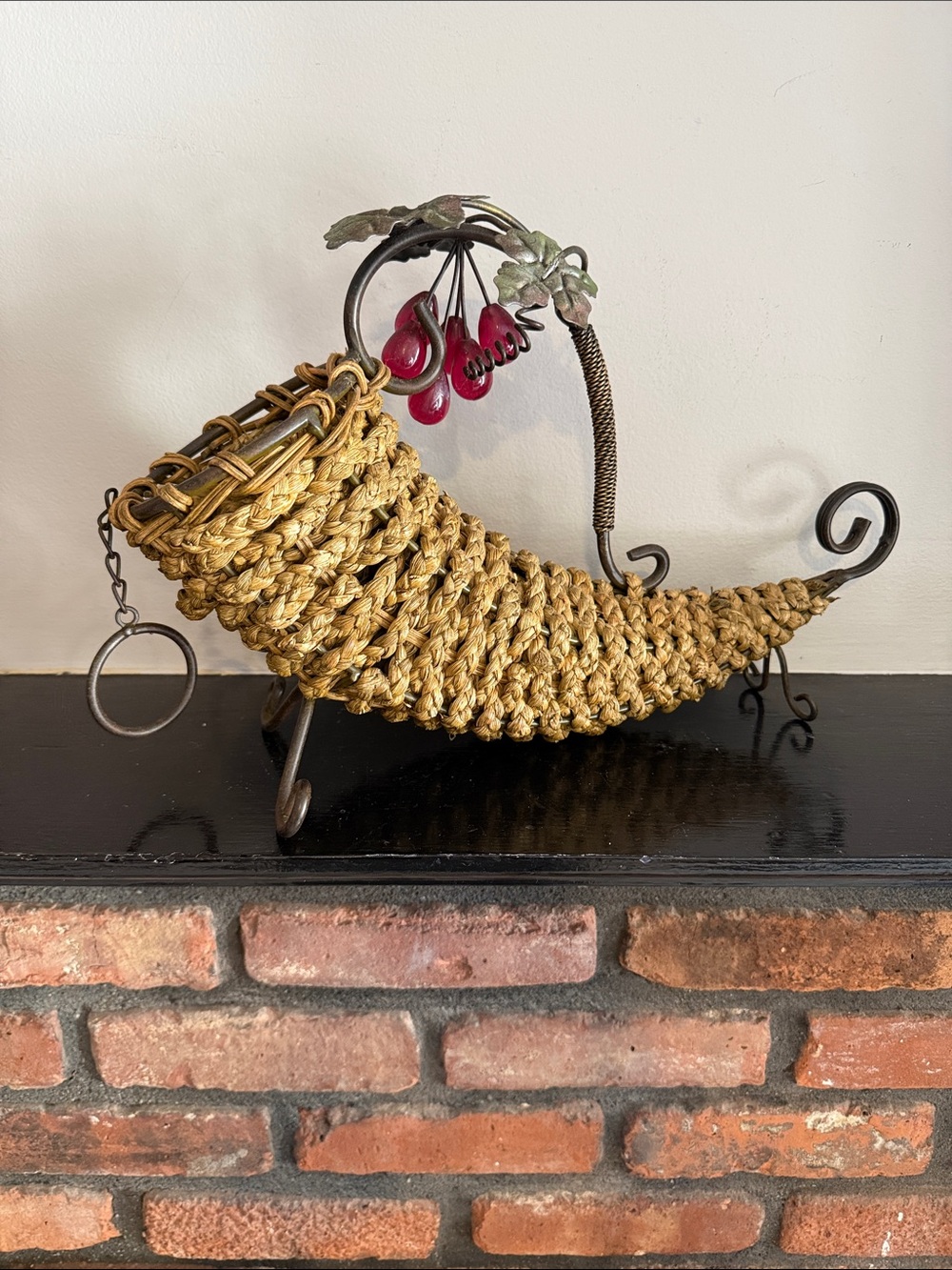 Woven Cornucopia Decor in Brown & Gold
